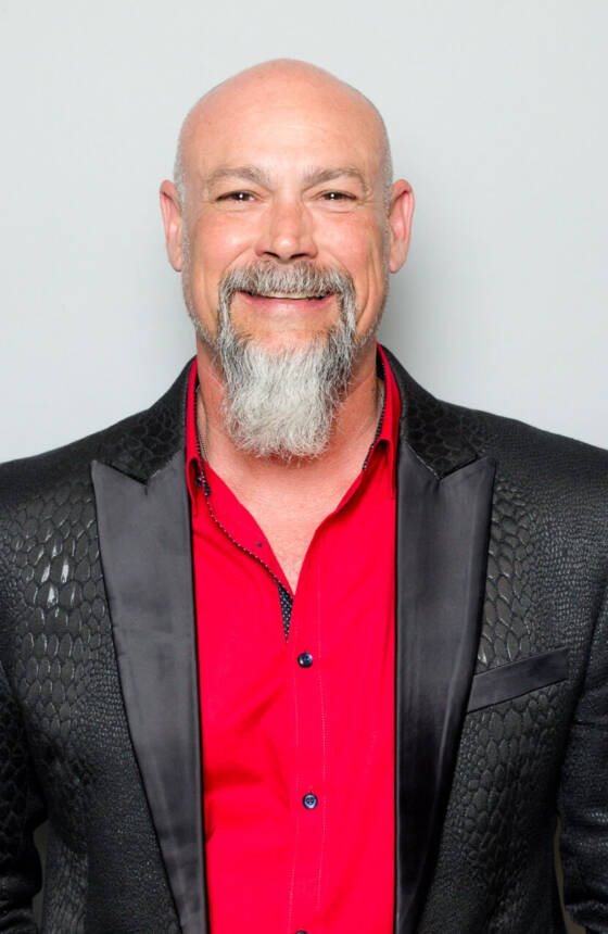 Headshot of Robbie Ammons