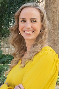 Headshot of Alissa Narode