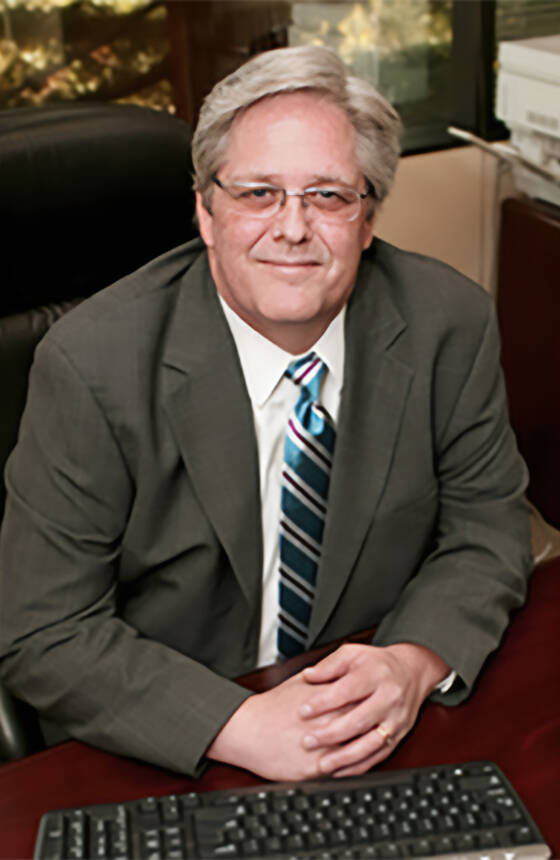 Headshot of Jeff Hellzen